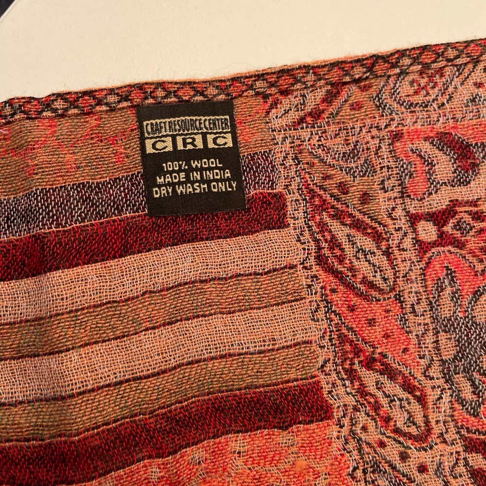 Wool scarf - Picture 2 of 3